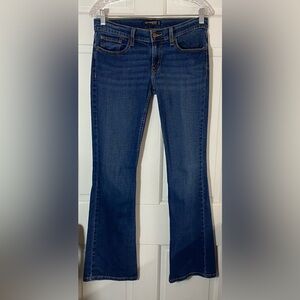 Levi’s Blue too superlow 524 Boot Cut Jeans Size 7